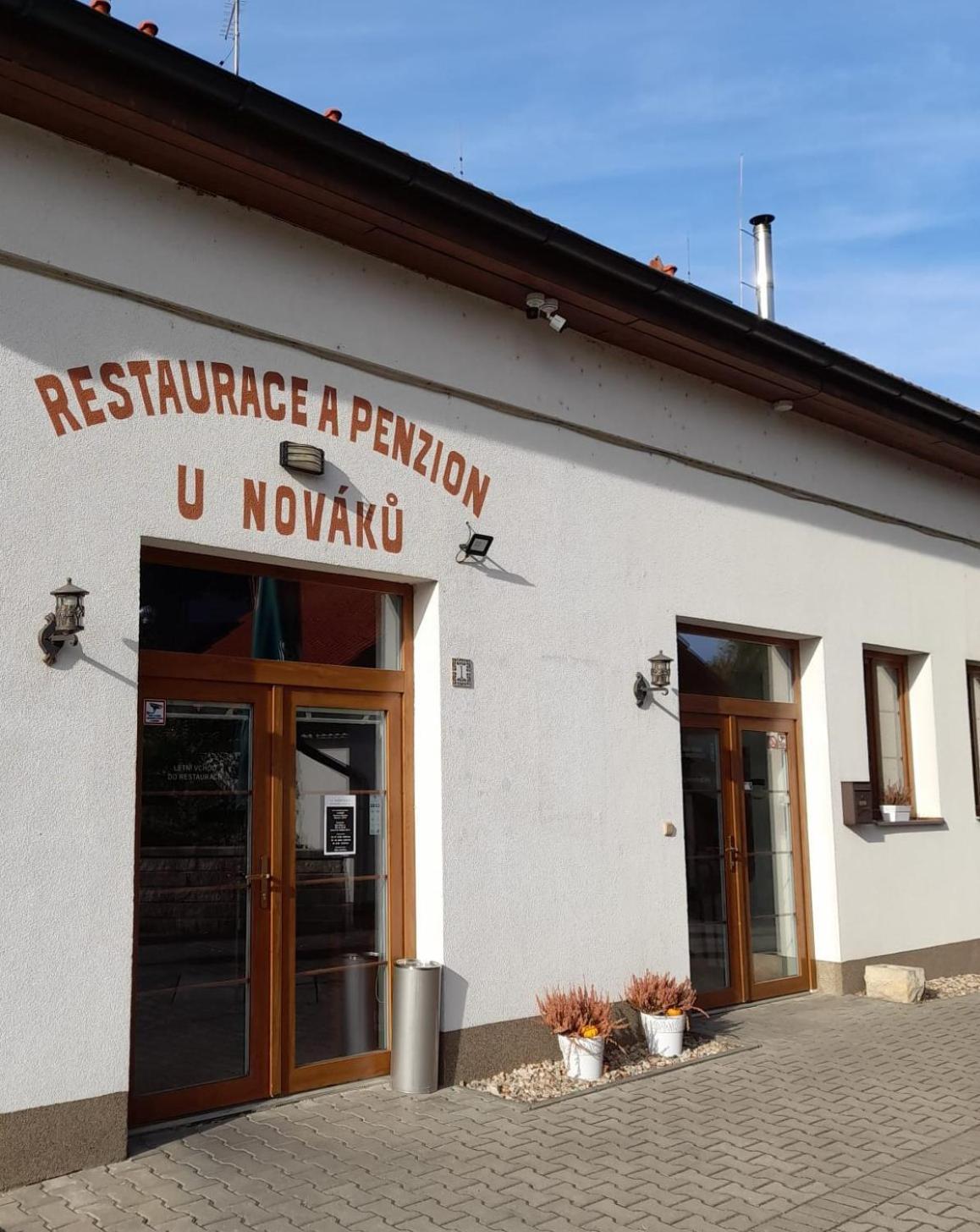 Penzion A Restaurace U Novaku Bítovany Zewnętrze zdjęcie